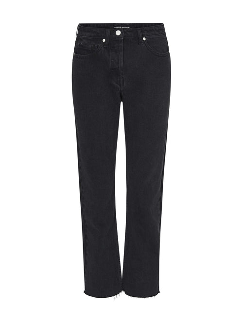 OOS-CAMILLAANDMARCNEVEJEAN-BLACK-300