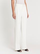 OOS-FrameDenimScallopSoftTrouserPant-OffWhite-02