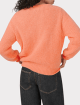 OrderOfStyle-AmericanVintageRozySweater-Peach-03