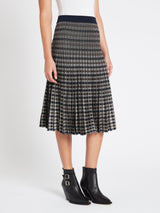 OrderOfStyle-BaumUndPferdgartenCyrillaSkirt-BrownBlueHoundstooth-02