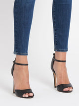 OrderOfStyle-FrameDenimAliHighRiseJean-Lupin-02_b2f556b8-3e48-495c-b810-2e4a8c03fba4