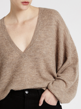 OrderOfStyle-IROElectraSweater-MixedTaupe-04