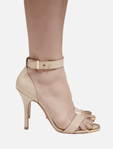 OrderOfStyle-POURLAVICTOIREYAYASANDAL-NUDE-02